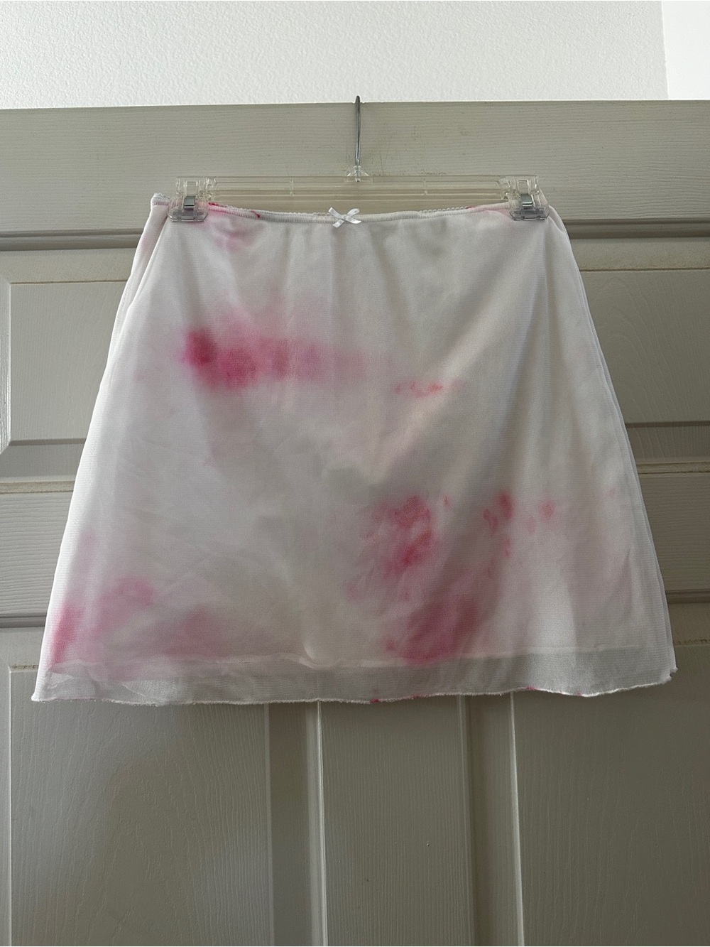 Brandy Melville White Skirt with Pink Tie-Dye Accents - Women's Skirt size M Y2K